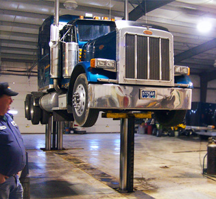 Michigan Heavy Duty Truck & Car Lifts | Dows Equipment Services - heavy2